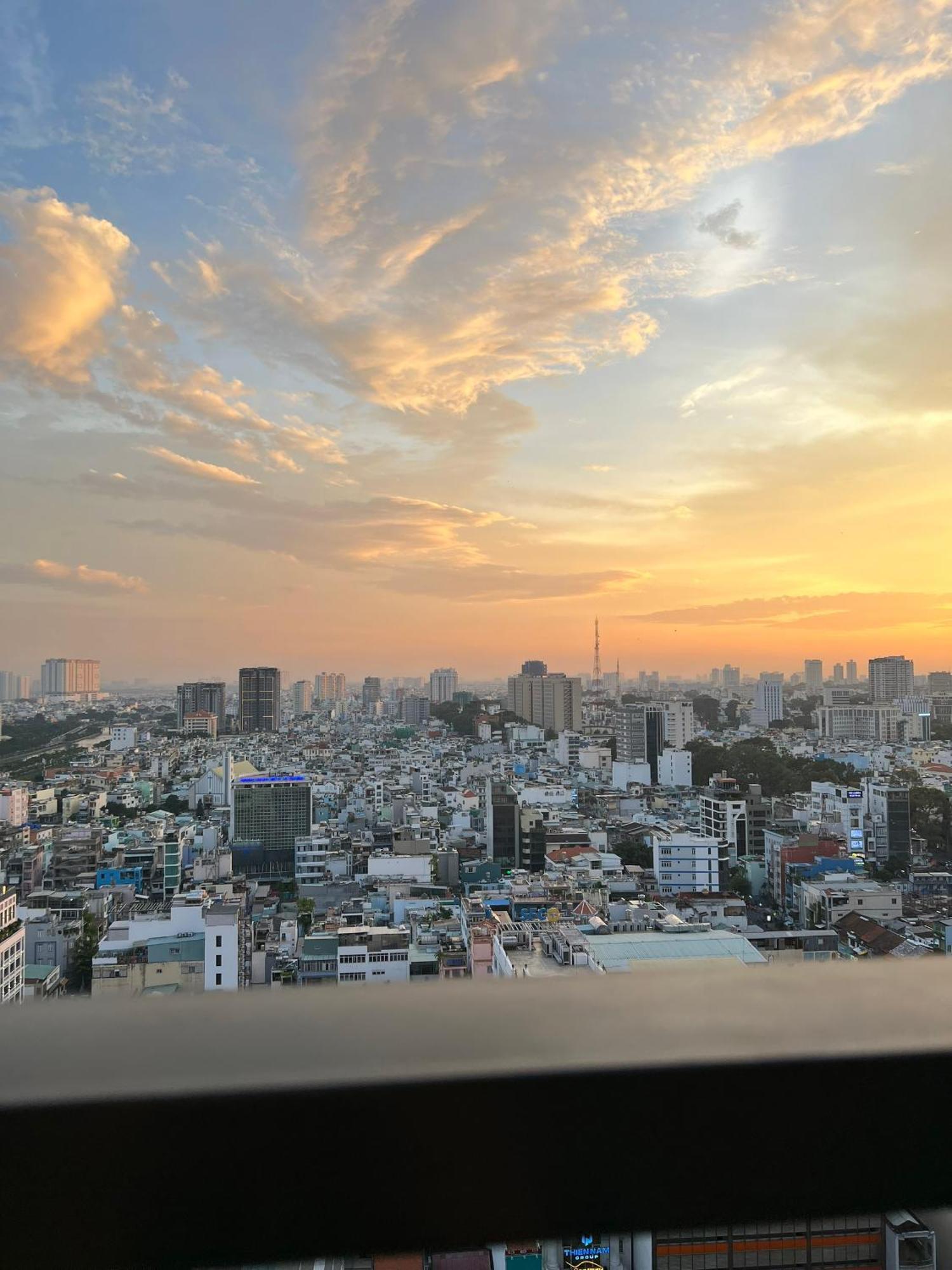 Otis Soho Saigon Balcony Apartment Ho Chi Minh City Exterior photo