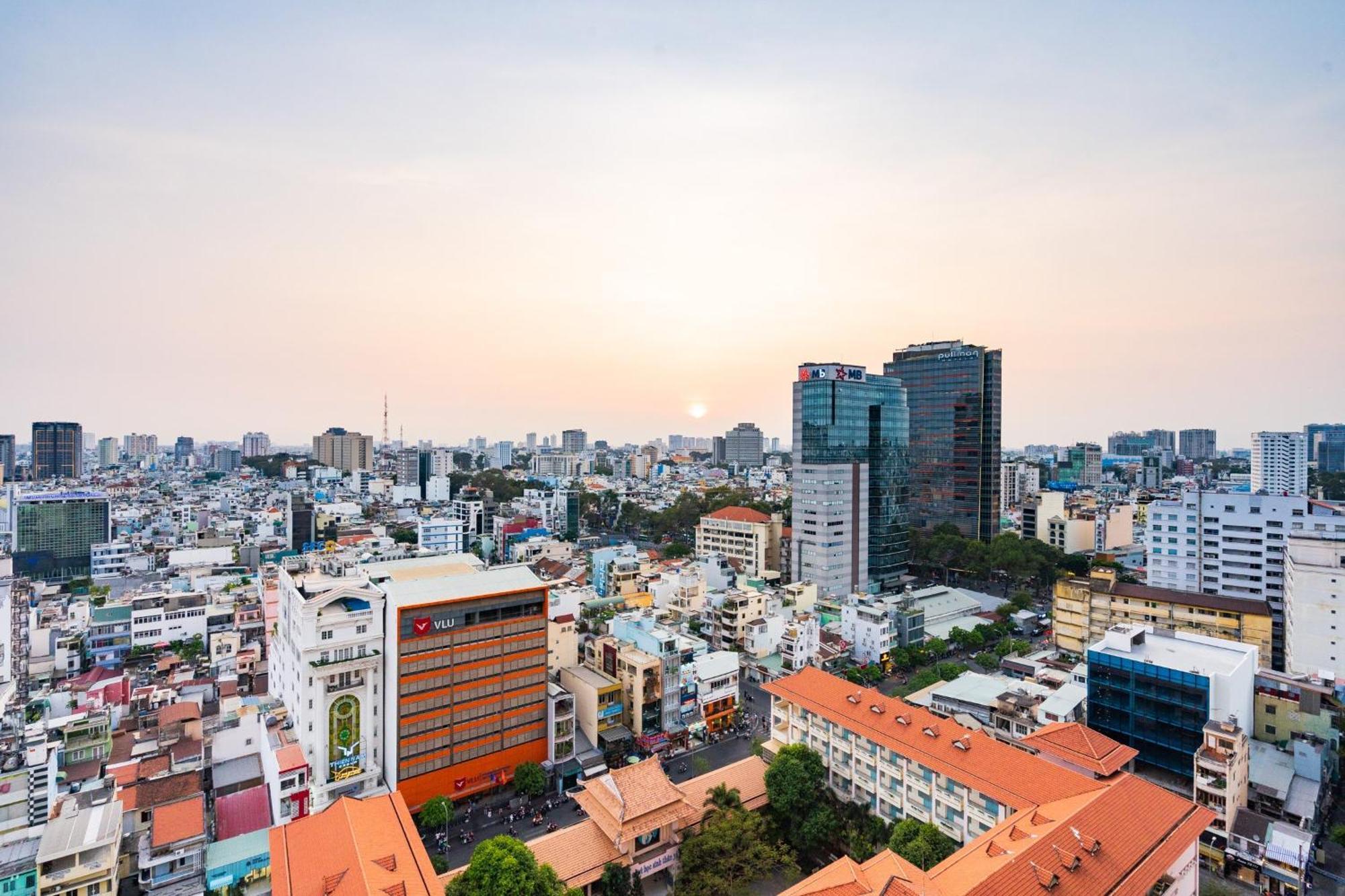 Otis Soho Saigon Balcony Apartment Ho Chi Minh City Exterior photo